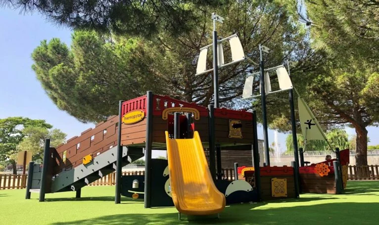 Recreación de los juegos infantiles del Parque de Thiviers