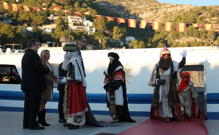 Llegada de Melchor, Gaspar y Baltasar al puerto de Jávea