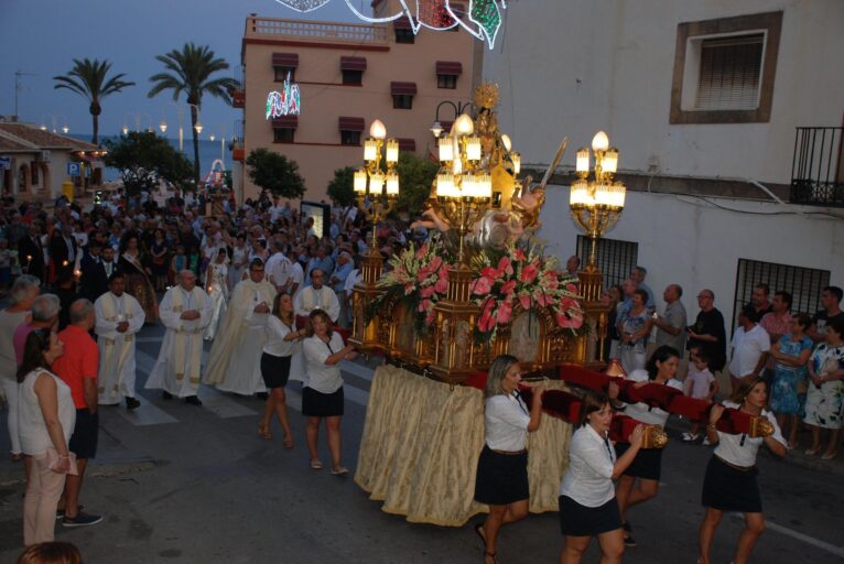 Procesión Virgen de Loreto