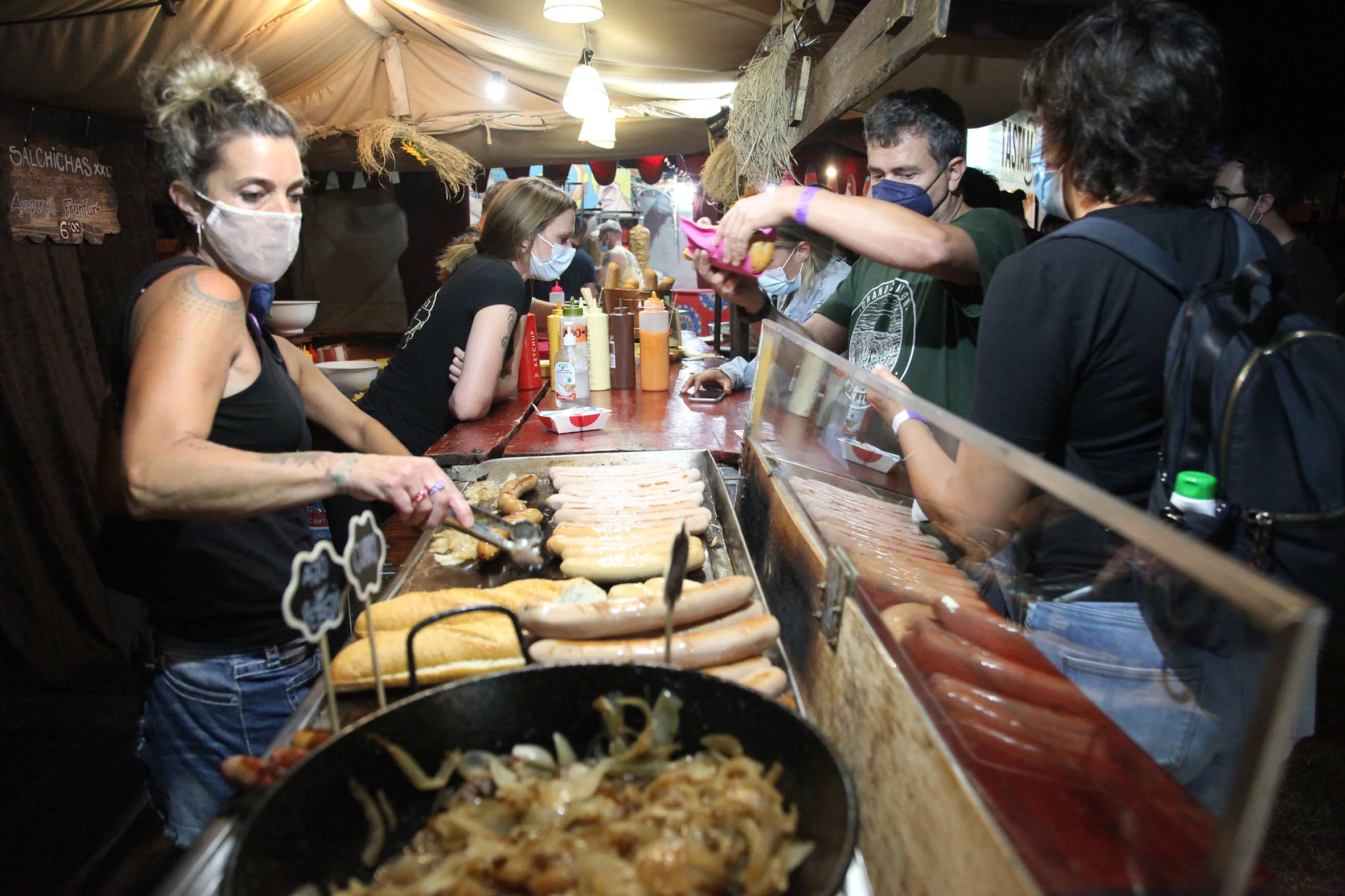 Zona de Foodtruck en el Montgorock Xàbia Festival 2021