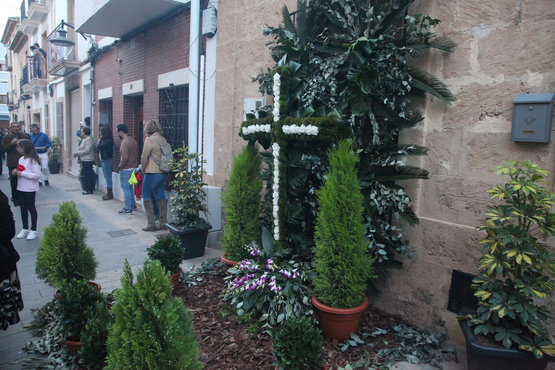 Cruces de flores en honor a Jesús Nazareno 2022 – (65)