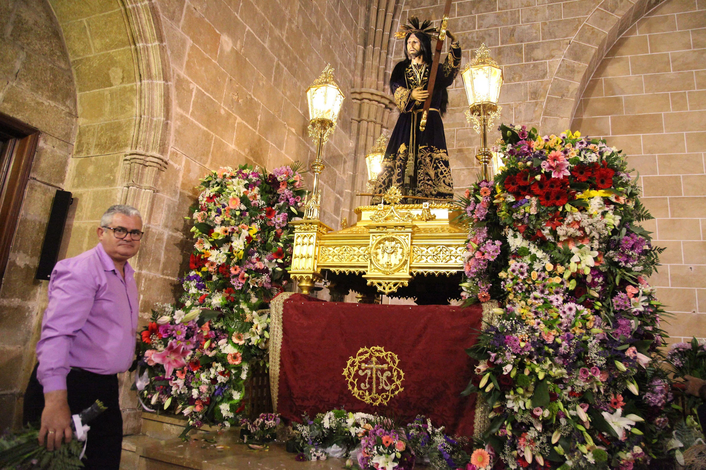 Ofrenda en honor a Jesús Nazareno 2022 (141)