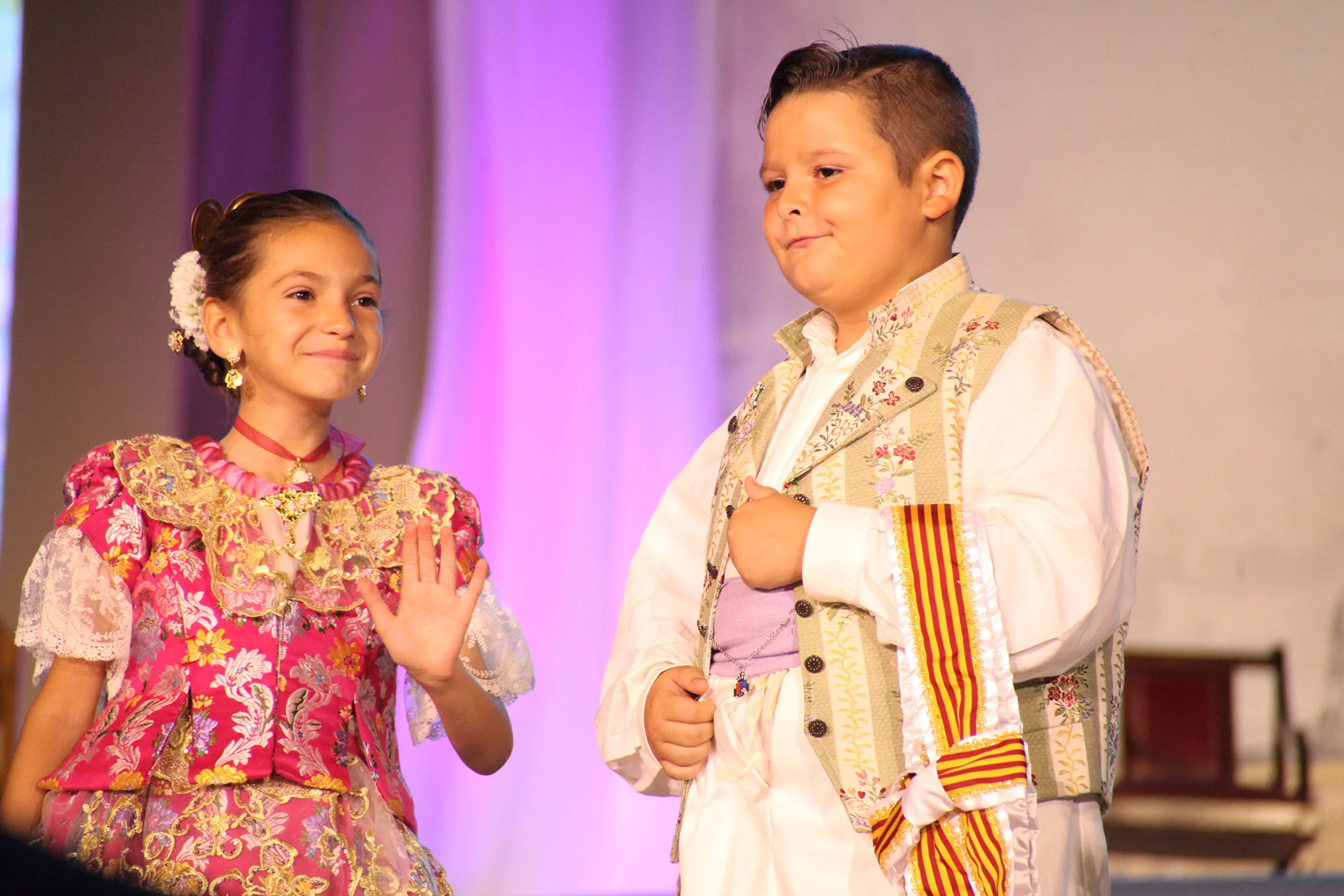 Festeros de la corte de honor infantil