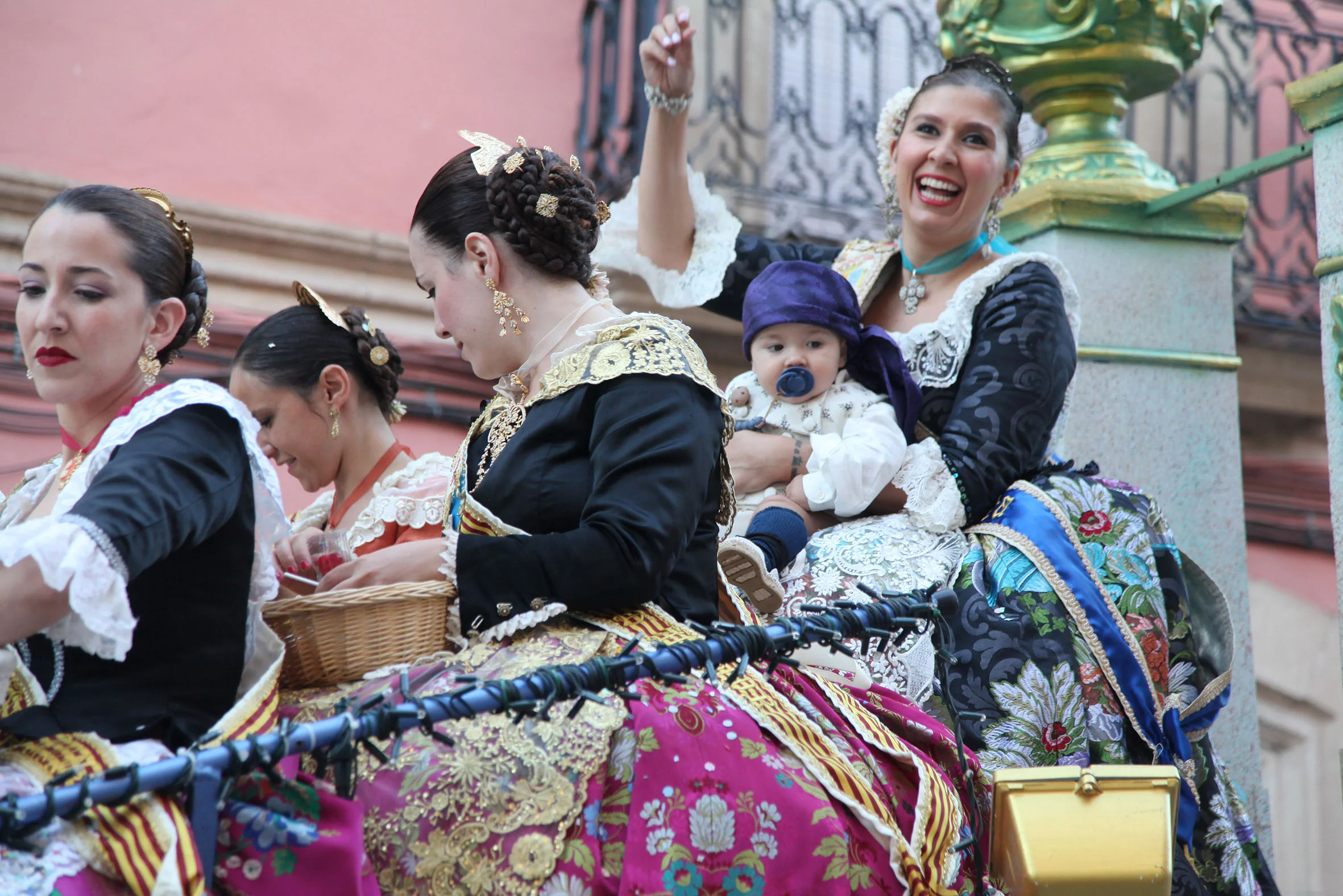 Segundo día de desfile de carrozas (52)