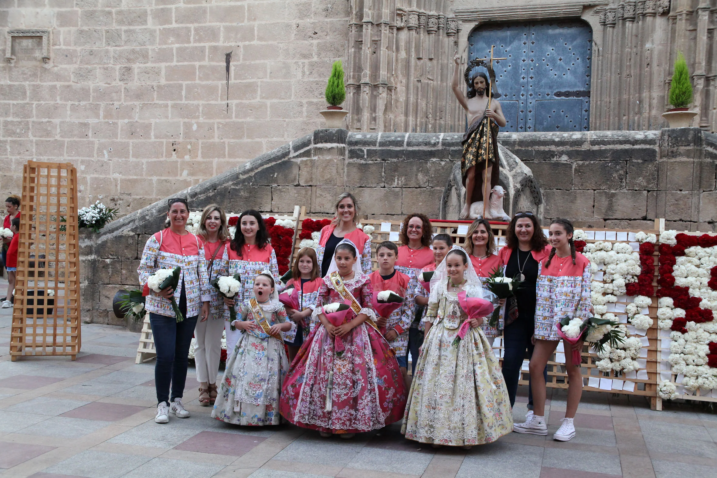 Segundo día de Ofrenda de flores Fogueres Xàbia 2022 (102)