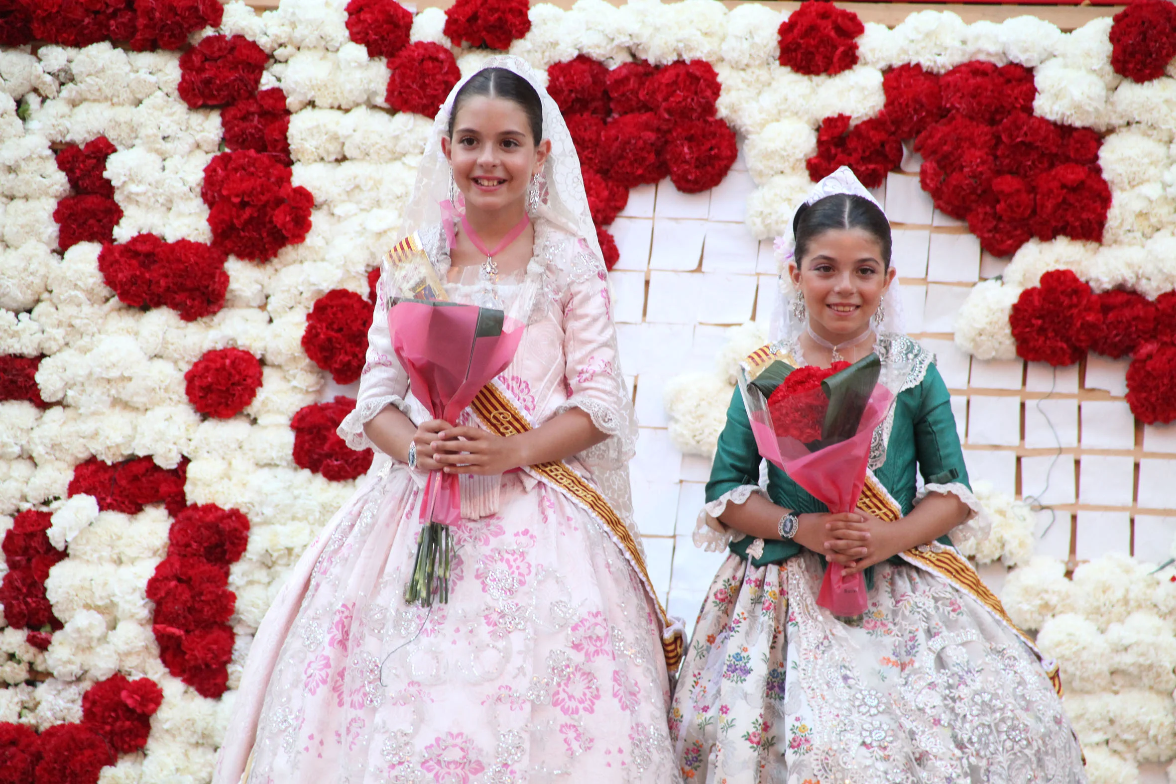 Segundo día de Ofrenda de flores Fogueres Xàbia 2022 (123)