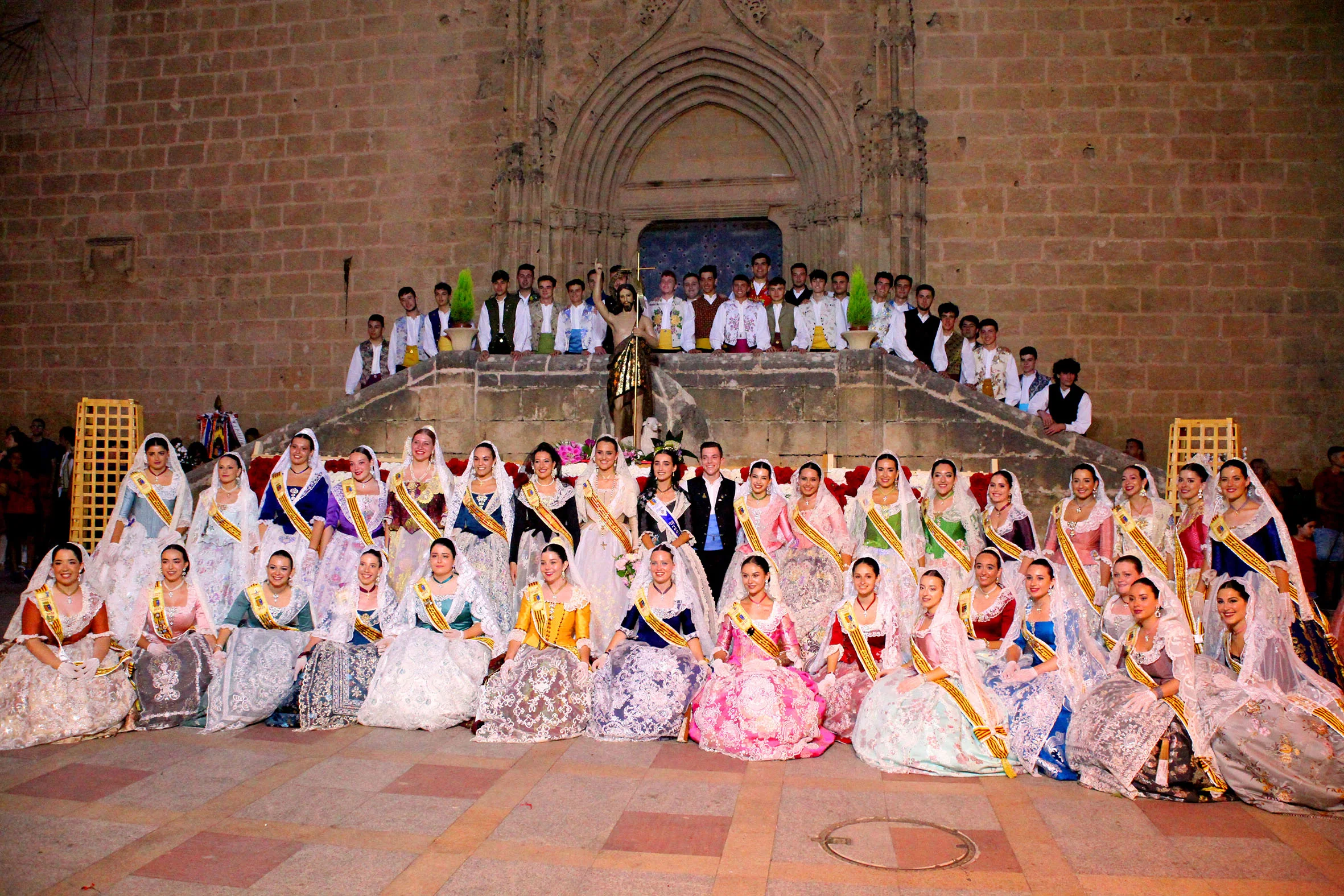 Segundo día de Ofrenda de flores Fogueres Xàbia 2022 (196)