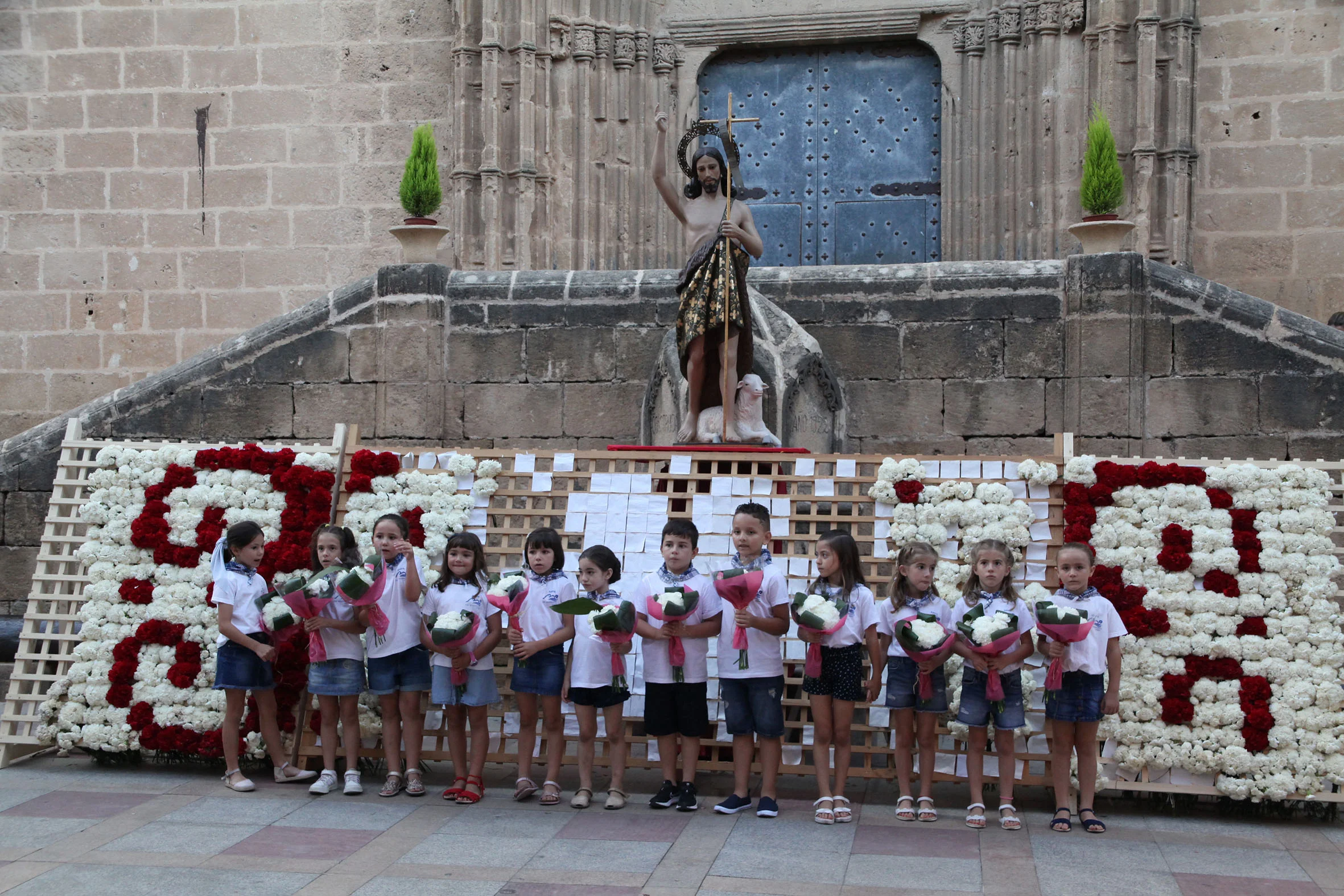 Segundo día de Ofrenda de flores Fogueres Xàbia 2022 (91)