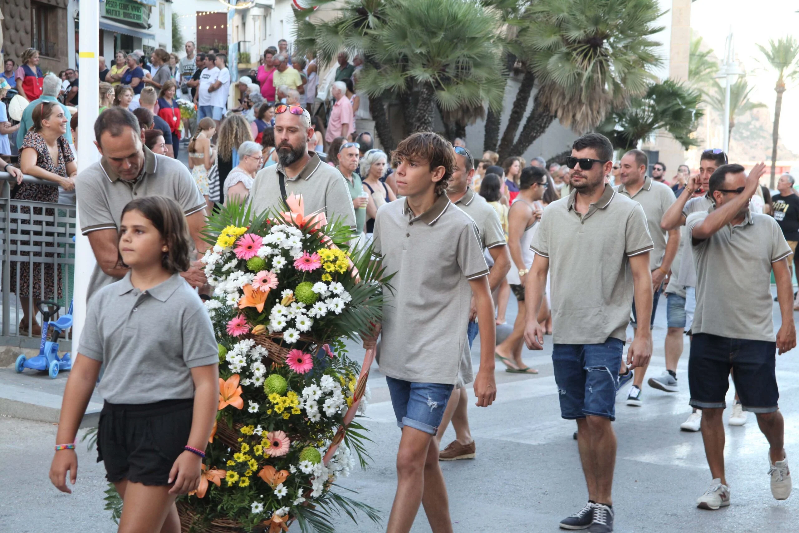 Ofrenda de flores a la Virgen de Loreto 2022 (14)