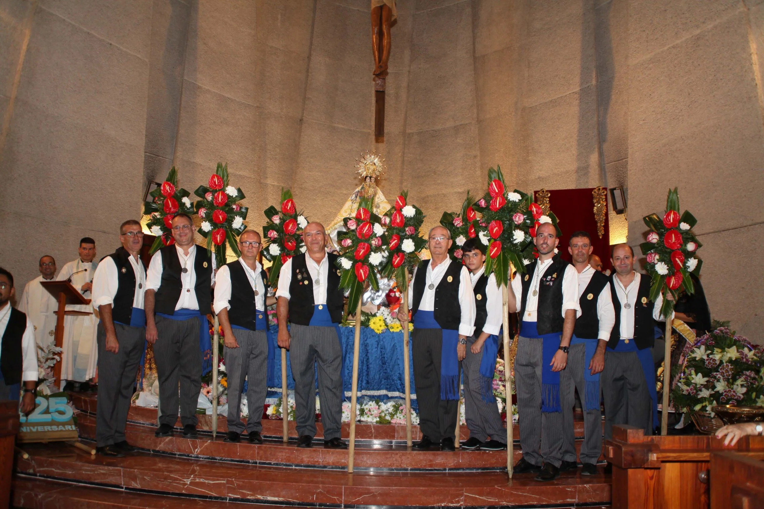 Ofrenda de flores a la Virgen de Loreto 2022 (144)