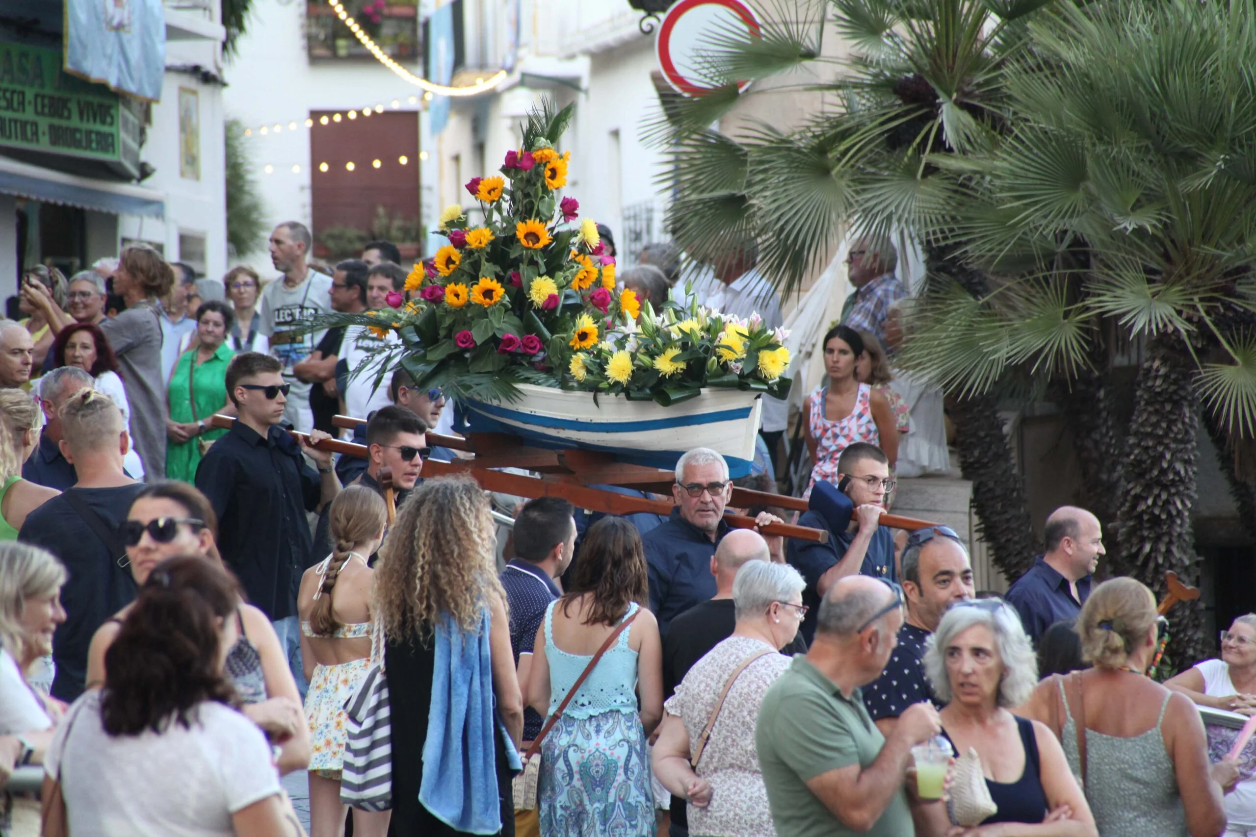 Ofrenda de flores a la Virgen de Loreto 2022 (15)