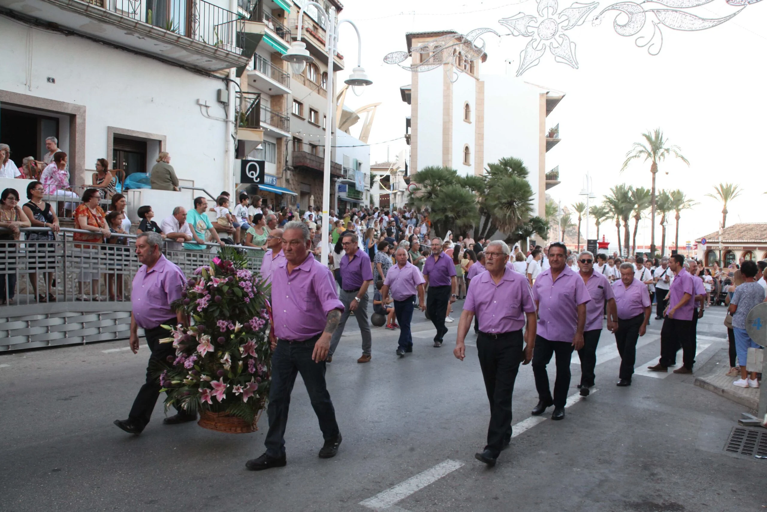 Ofrenda de flores a la Virgen de Loreto 2022 (55)