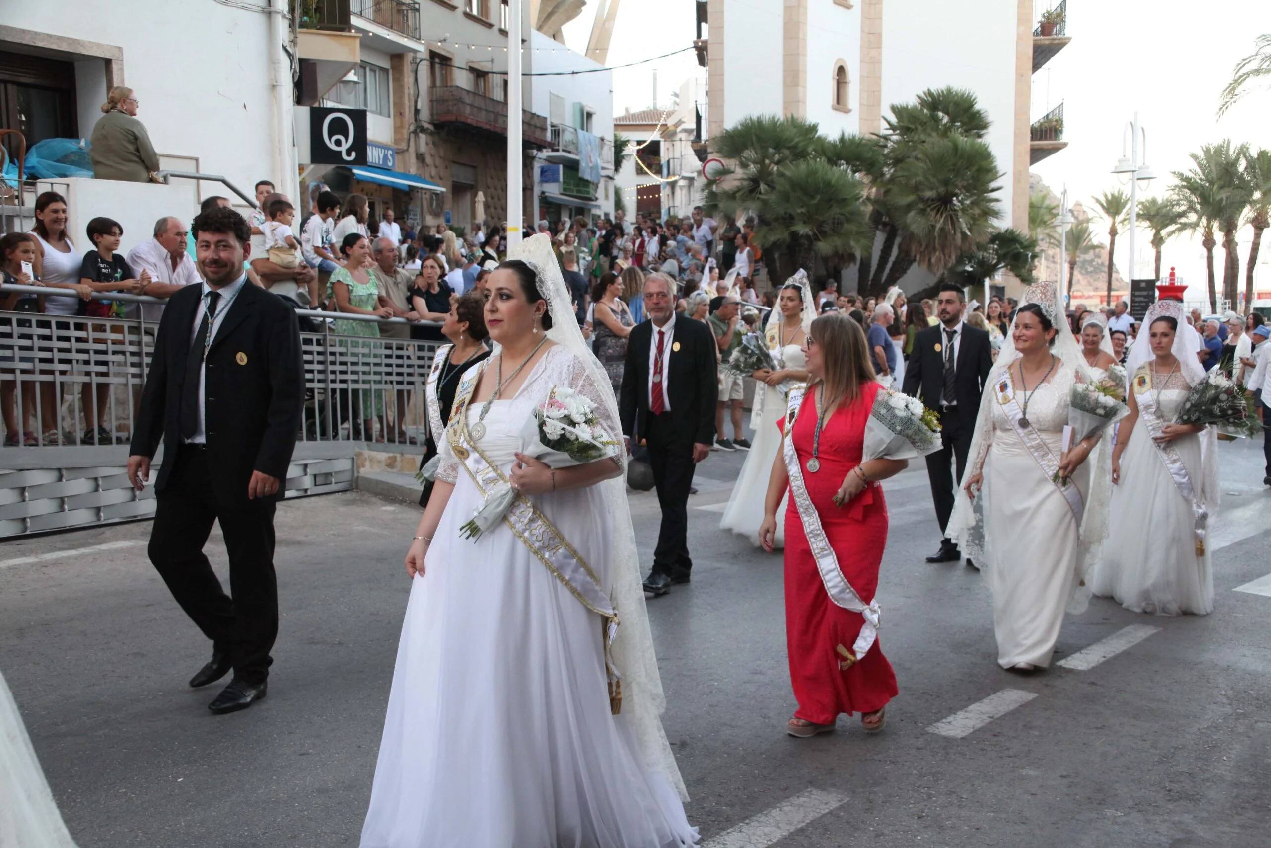 Ofrenda de flores a la Virgen de Loreto 2022 (60)