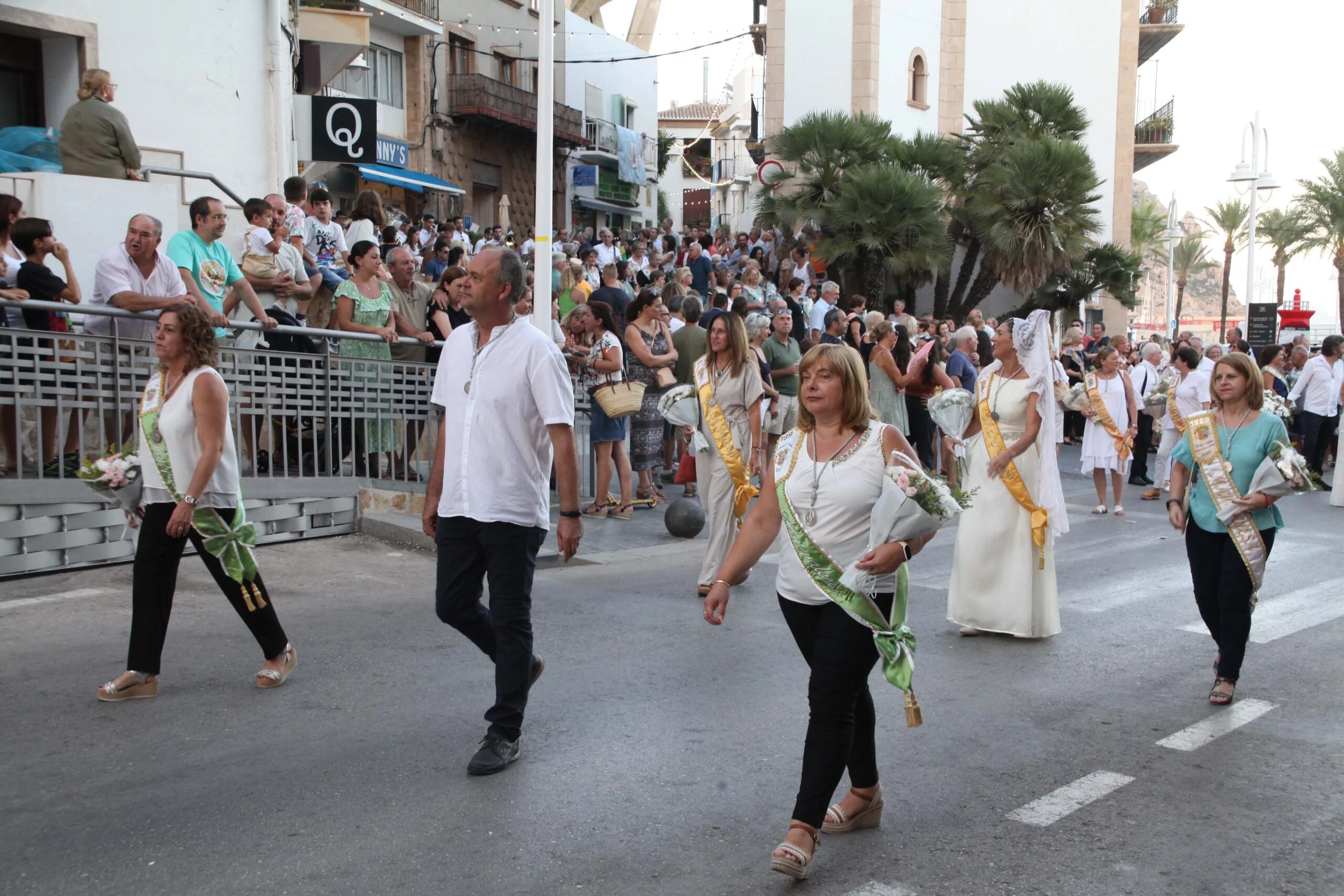 Ofrenda de flores a la Virgen de Loreto 2022 (70)