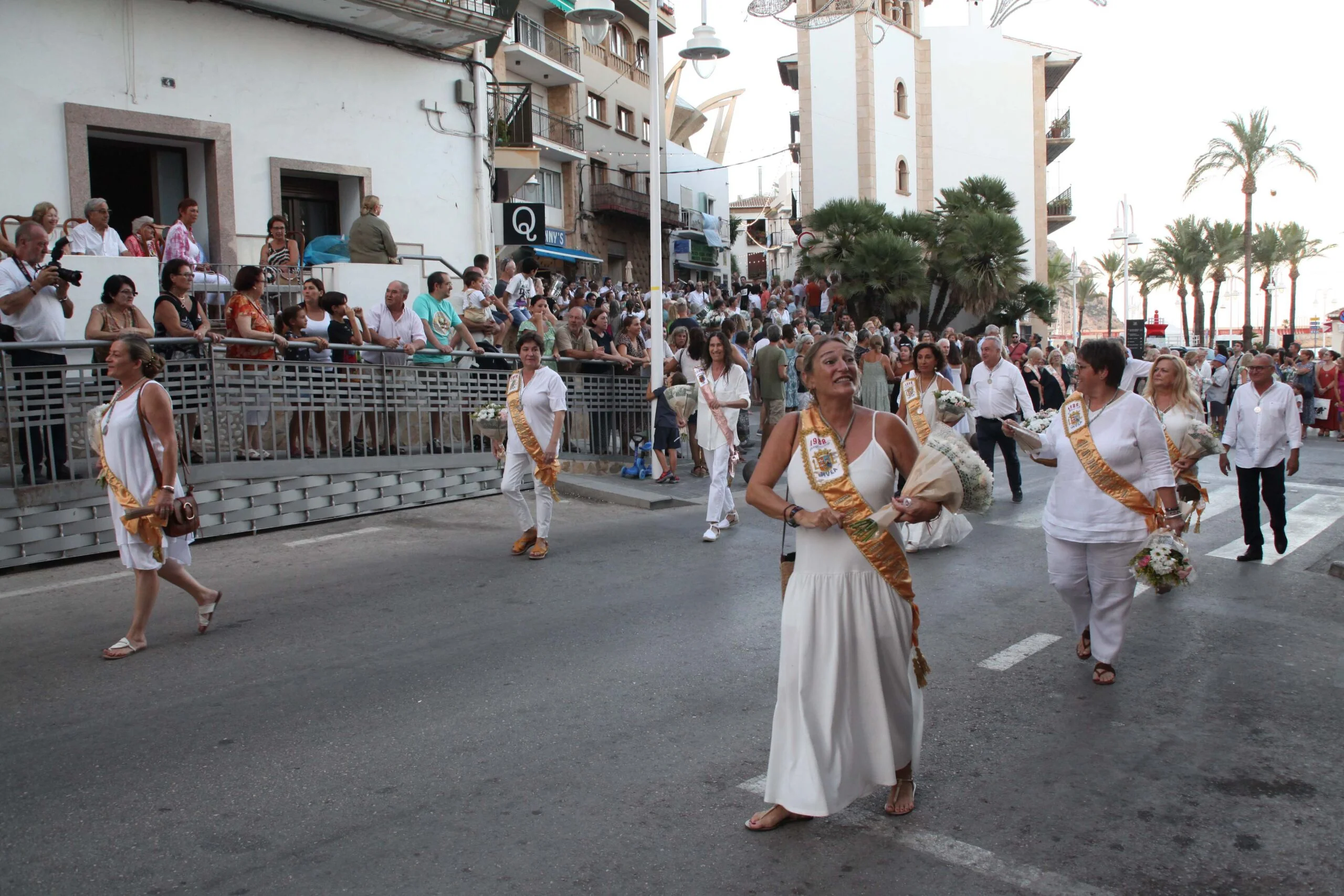 Ofrenda de flores a la Virgen de Loreto 2022 (71)