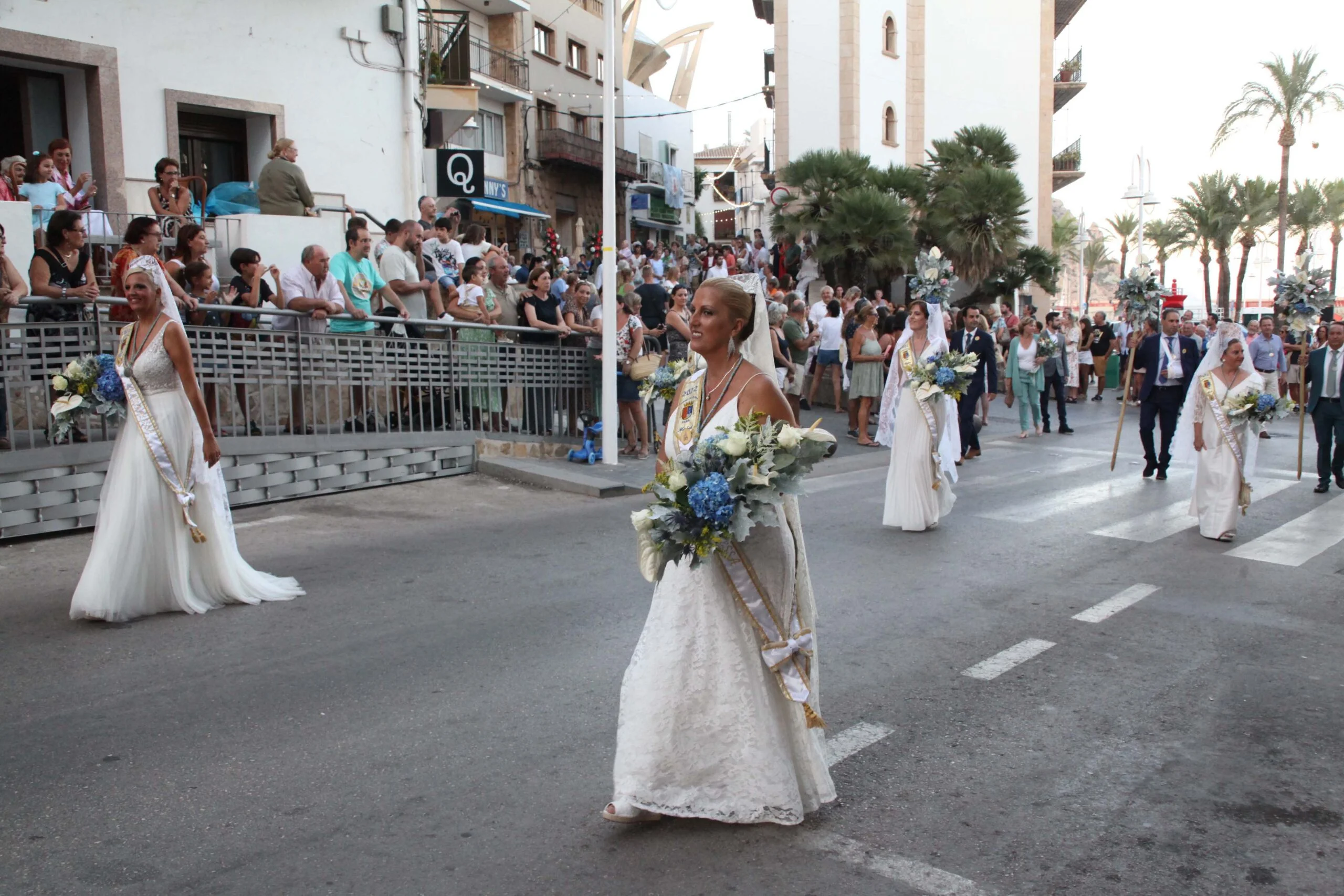 Ofrenda de flores a la Virgen de Loreto 2022 (90)