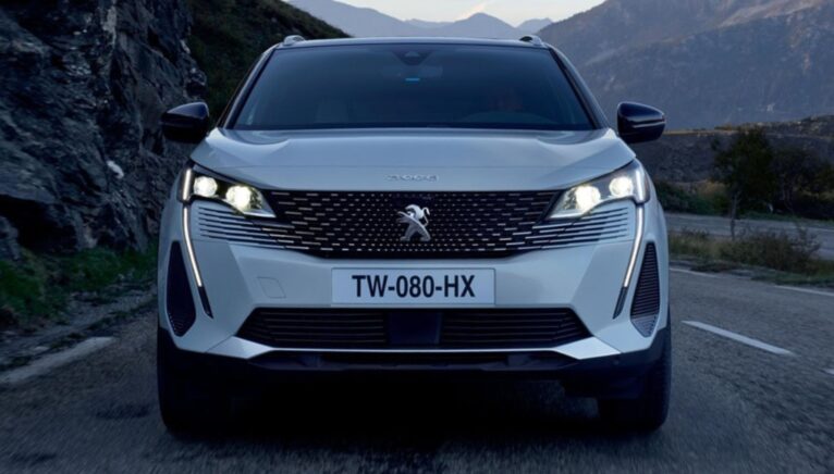 Descubre el nuevo frontal del Peugeot 3008 Híbrido