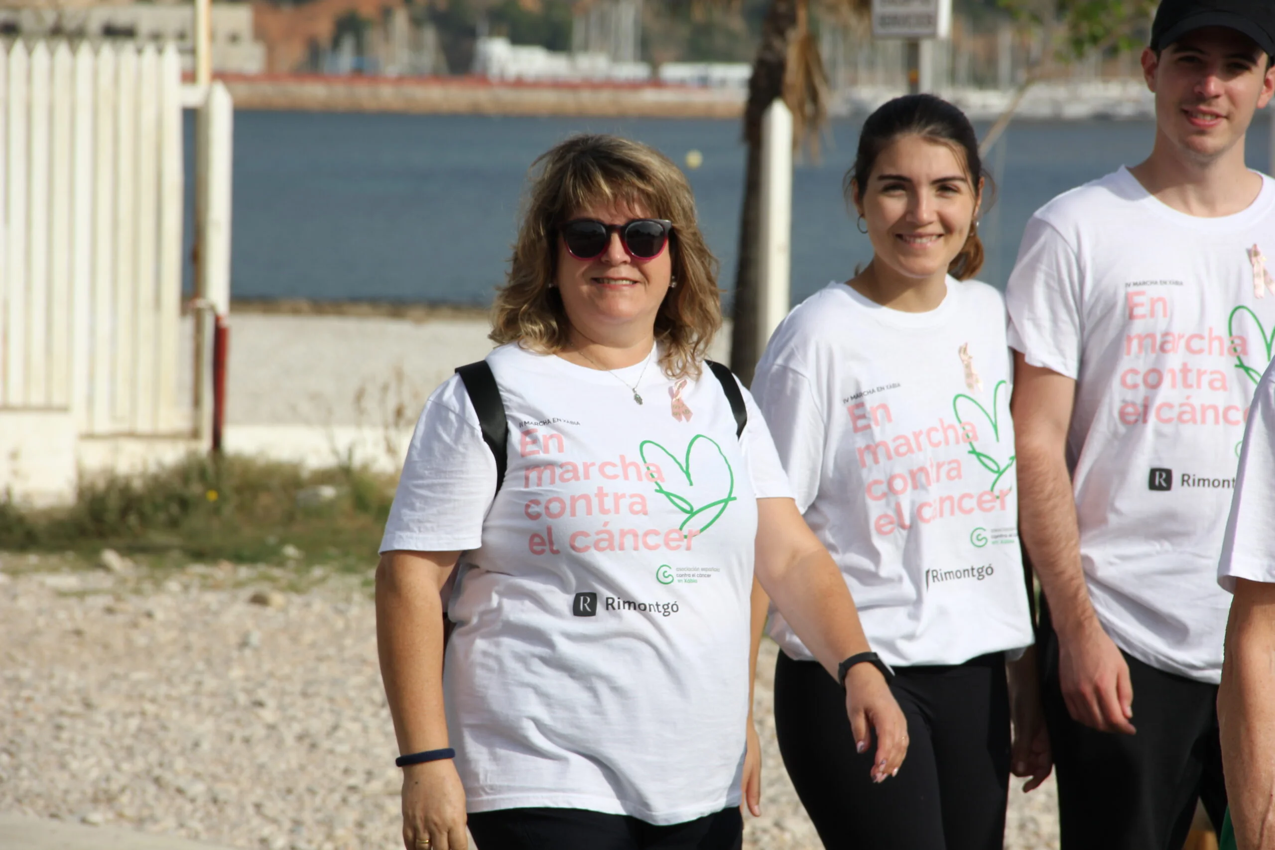 Multitudinaria Marcha contra el cáncer en Xàbia 2022 (43)