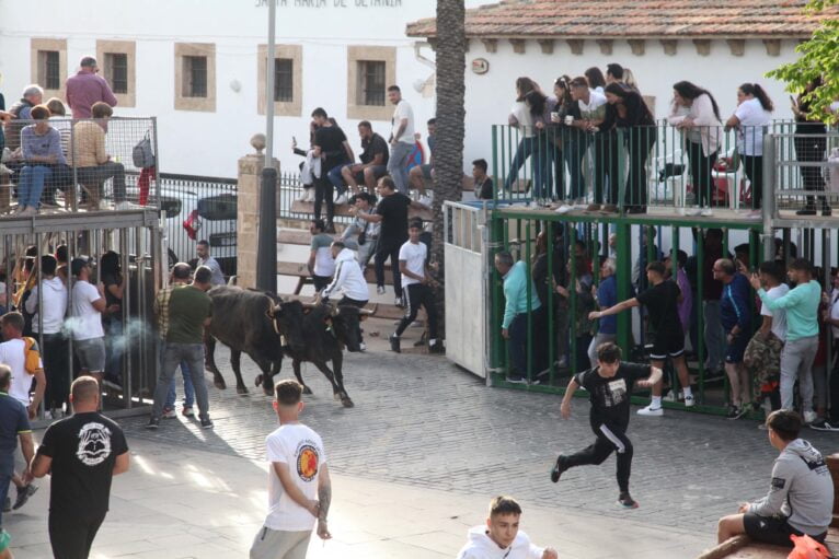 Primera sesión taurina dels Bous al Carrer en las fiestas de Jesús Nazareno 2023 (3)