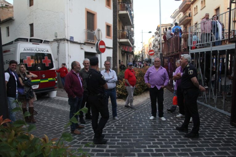 Primera sesión taurina dels Bous al Carrer en las fiestas de Jesús Nazareno 2023 (36)