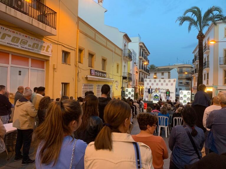 Mitin de Ciudadanos por Jávea en la Placeta del Convent