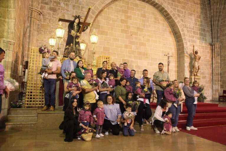 Ofrenda de flores a Jesús Nazareno 2023 (54)