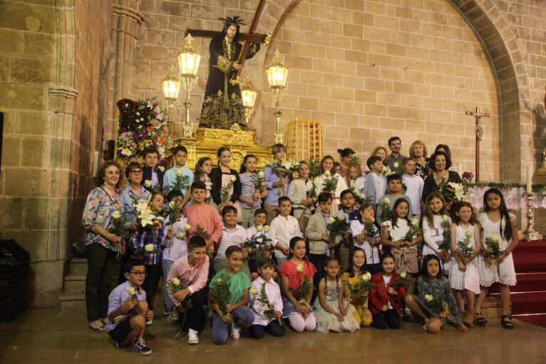 Ofrenda de flores a Jesús Nazareno 2023 (60)