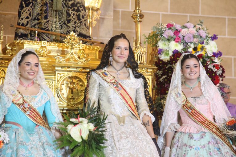 Ofrenda de flores a Jesús Nazareno 2023 (74)