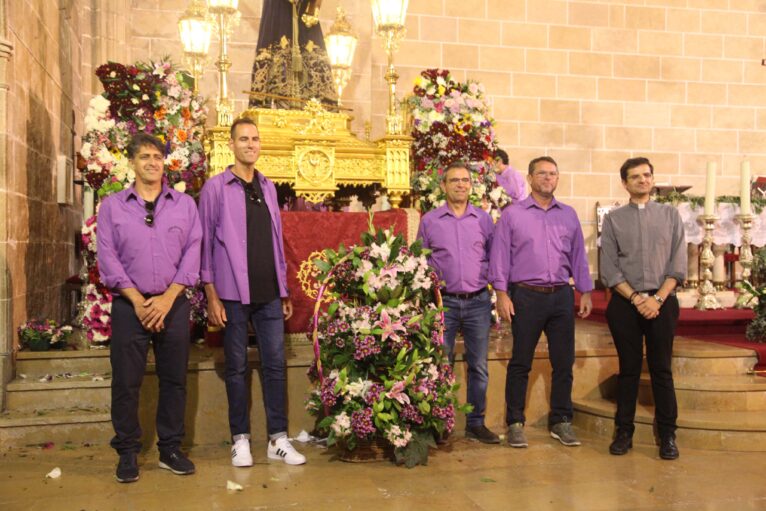 Ofrenda de flores a Jesús Nazareno 2023 (84)