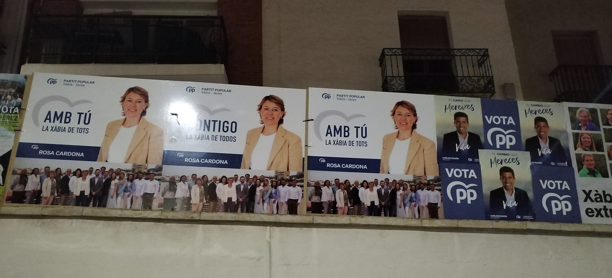 Panel de carteles del Partido Popular en Xàbia