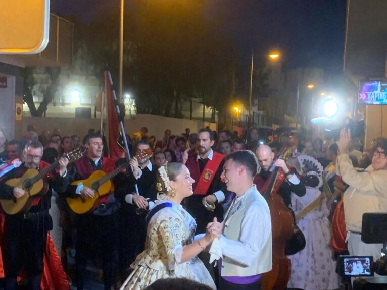 Baile de los presidentes con la tuna