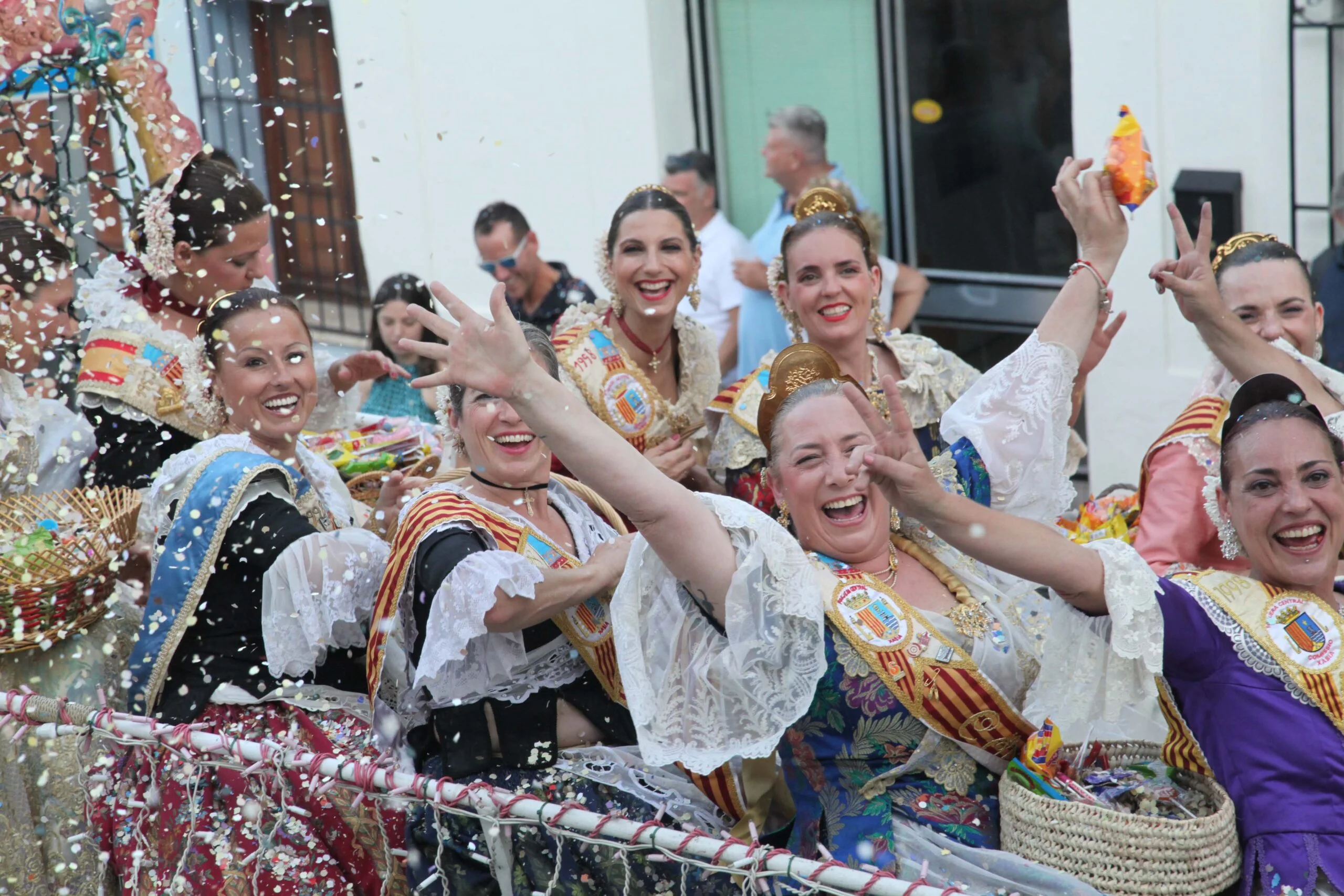 Desfile carrozas Fogueres Xàbia 2023 (30)