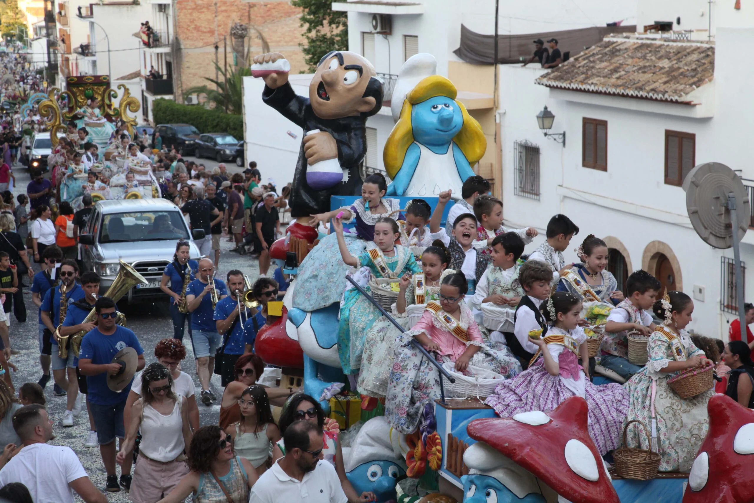 Desfile carrozas Fogueres Xàbia 2023 (38)