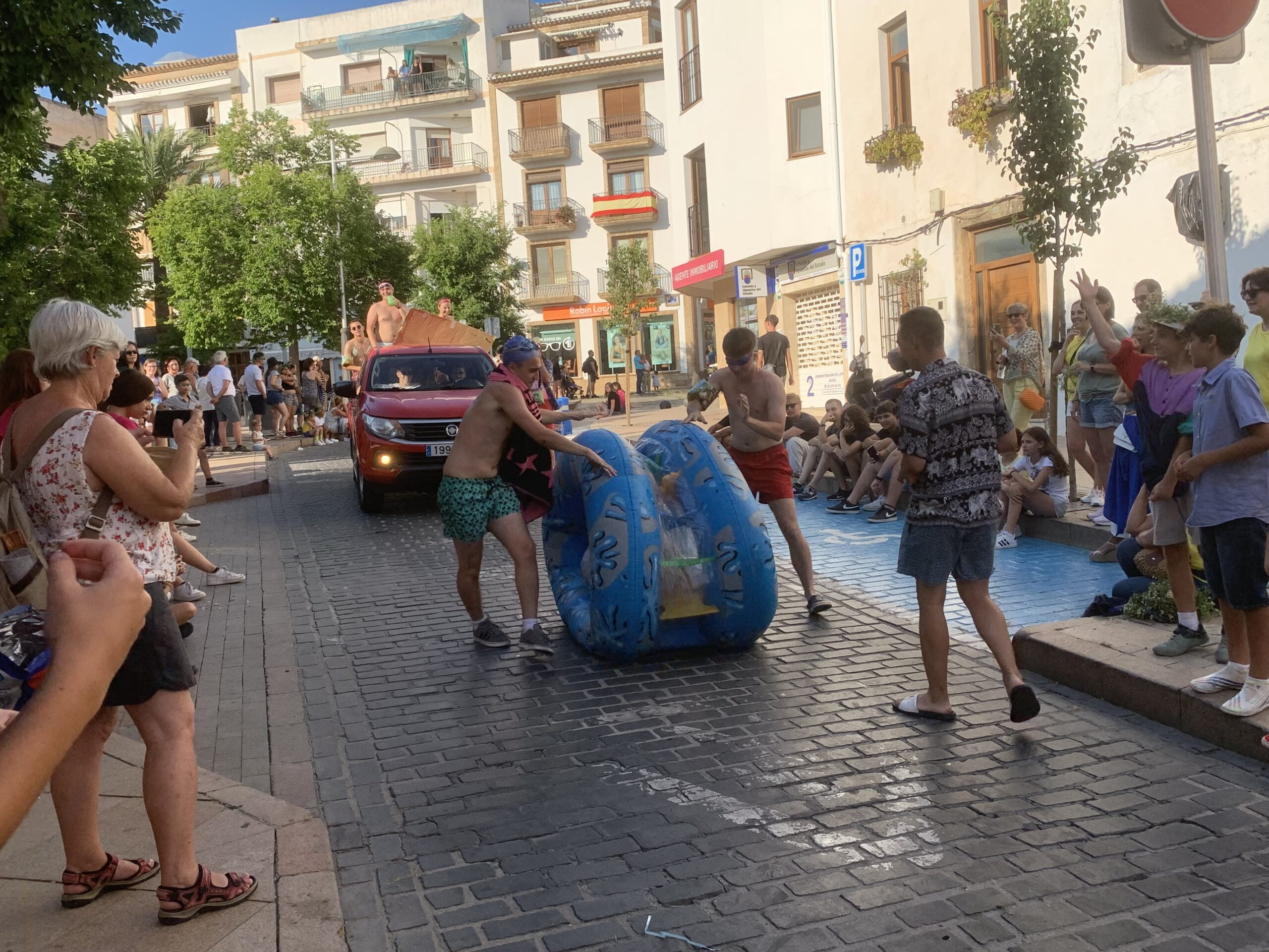 Desfile de peñas Fogueres Xàbia 2023 (10)