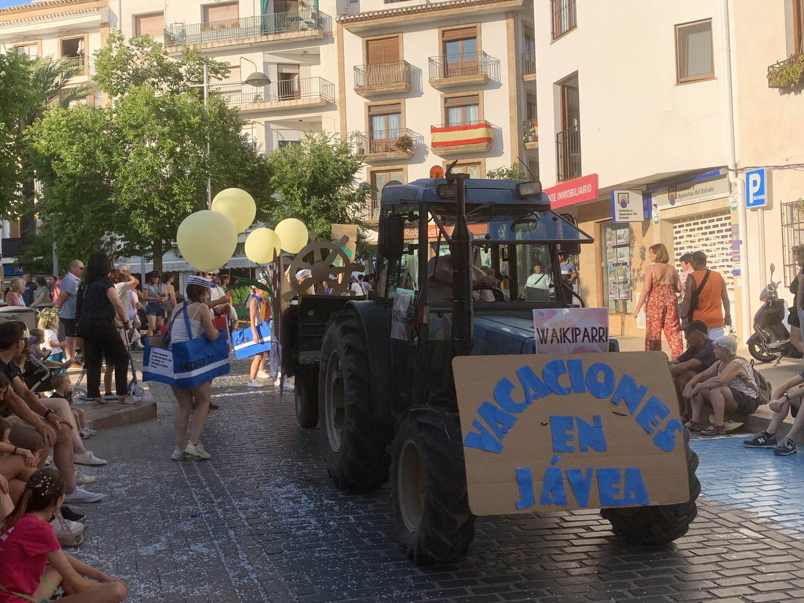 Desfile de peñas Fogueres Xàbia 2023 (35)