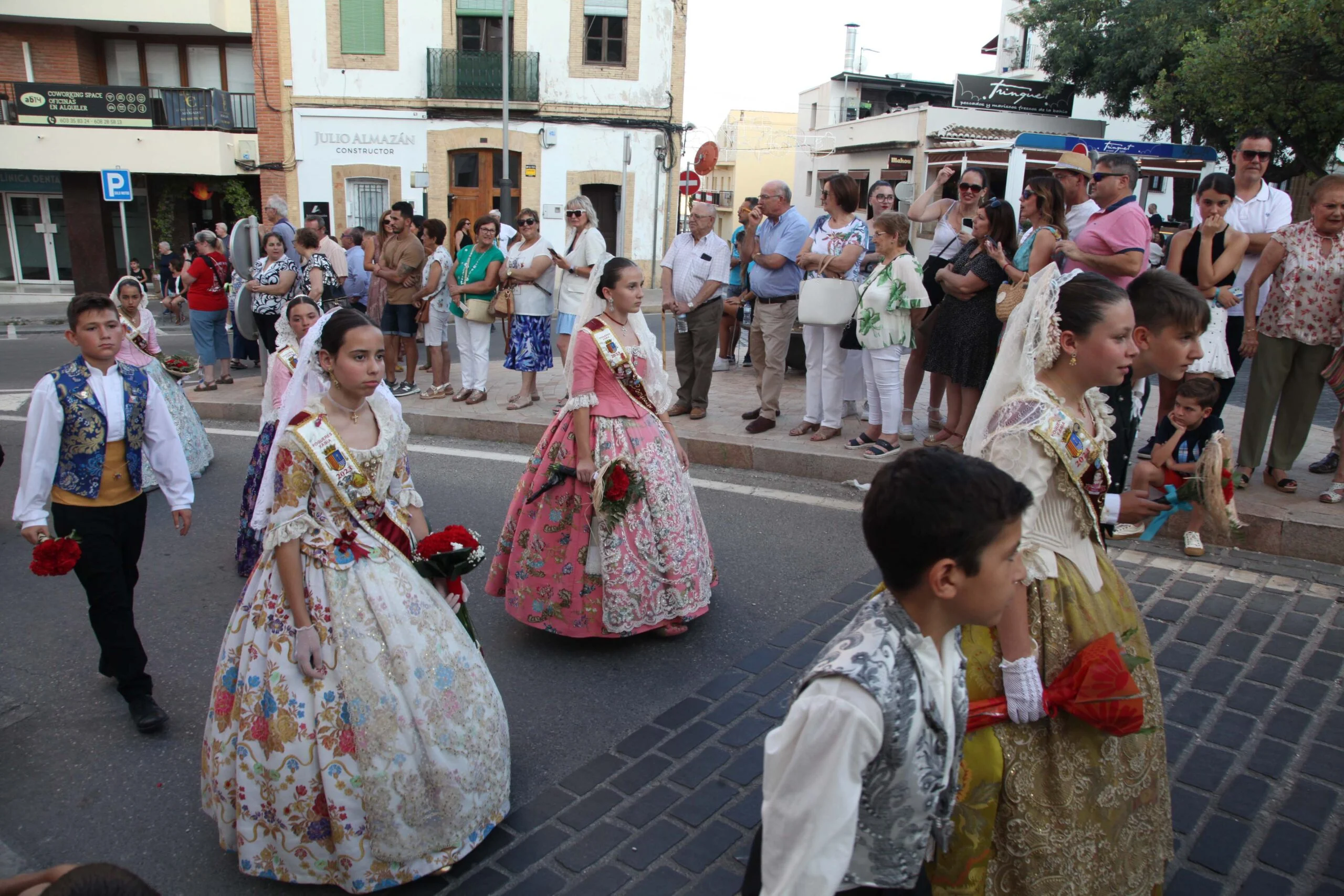 Ofrenda de flores Fogueres Xàbia 2023 (24)