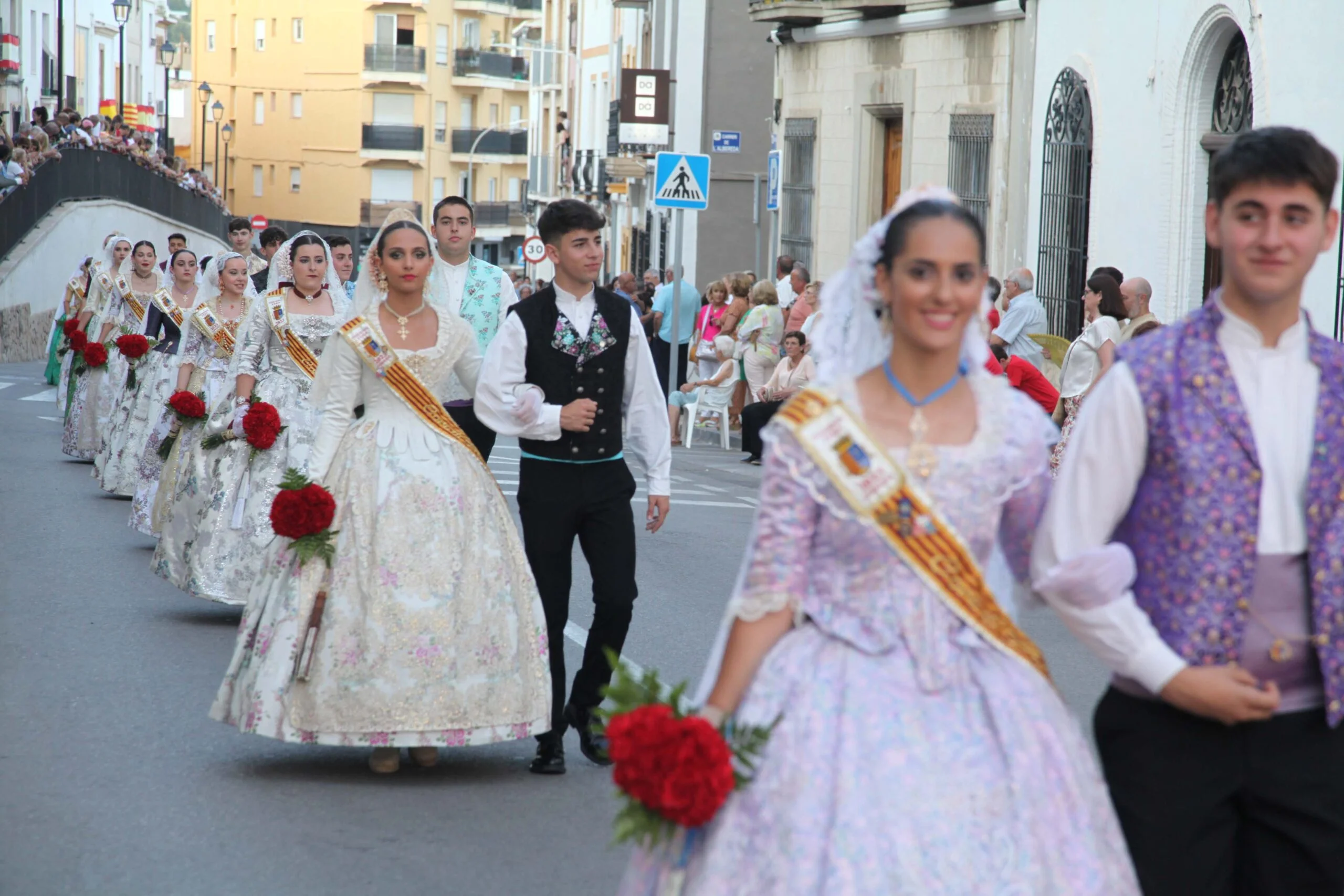 Ofrenda de flores Fogueres Xàbia 2023 (28)