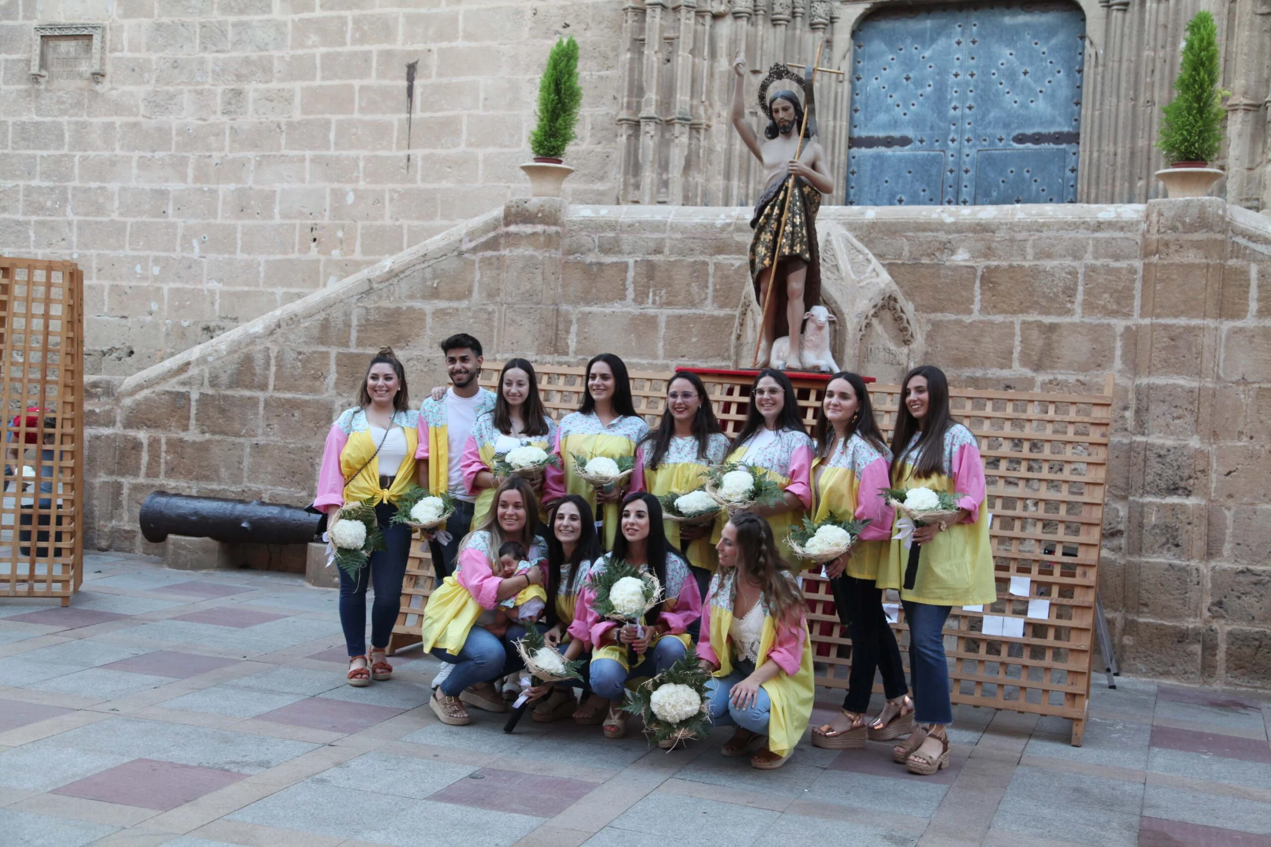 Ofrenda de flores Fogueres Xàbia 2023 (47)