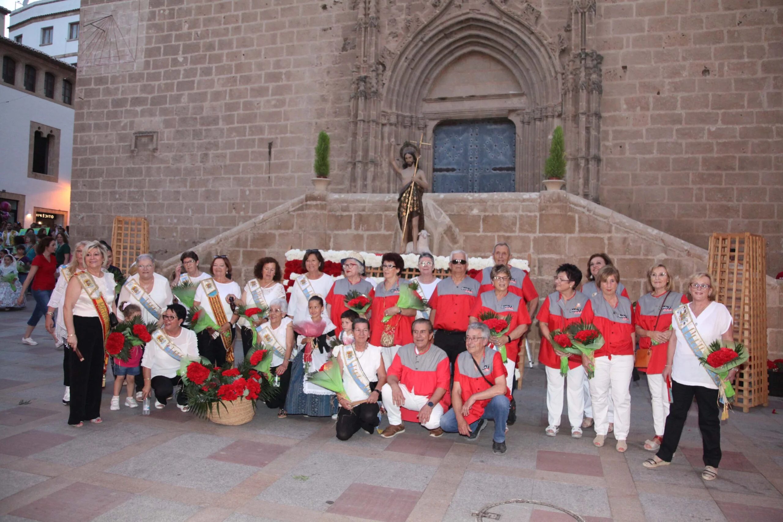 Ofrenda de flores Fogueres Xàbia 2023 (69)