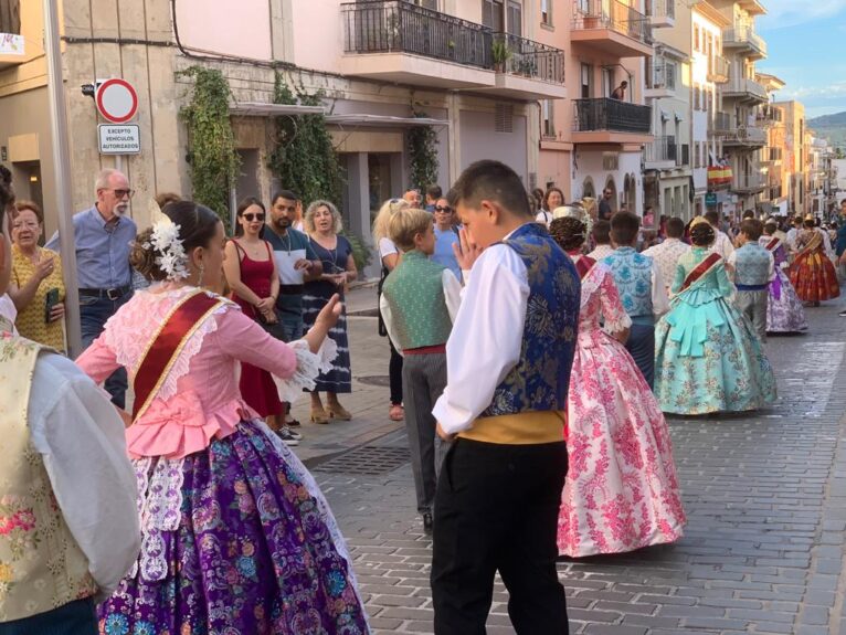 Pasacalle del Pregón de Fogueres de Sant Joan 2023 (1)