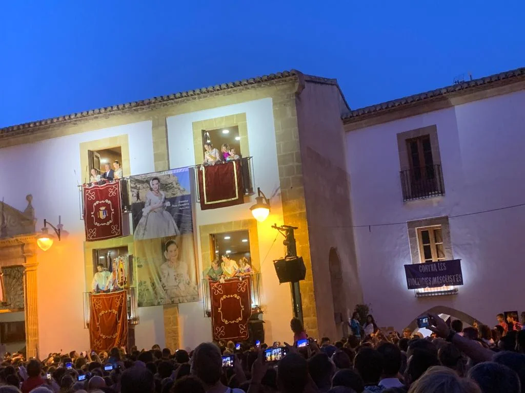 Pasacalle del Pregón de Fogueres de Sant Joan 2023 (24)