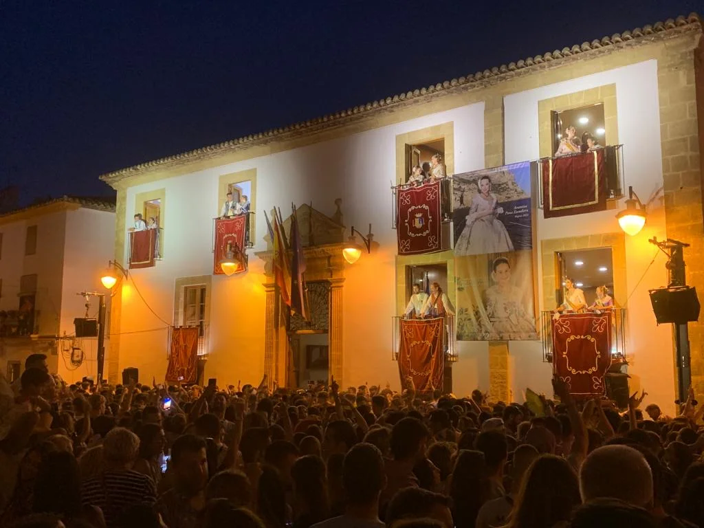 Pasacalle del Pregón de Fogueres de Sant Joan 2023 (28)