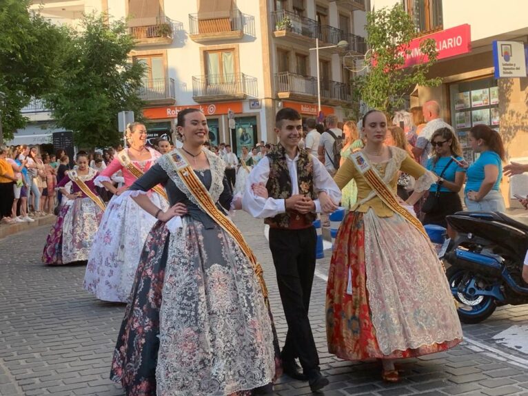 Pasacalle del Pregón de Fogueres de Sant Joan 2023 (7)