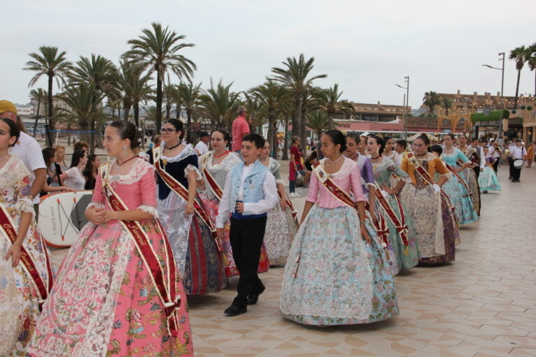 Pasacalle Sectores en la Playa del Arenal (13)