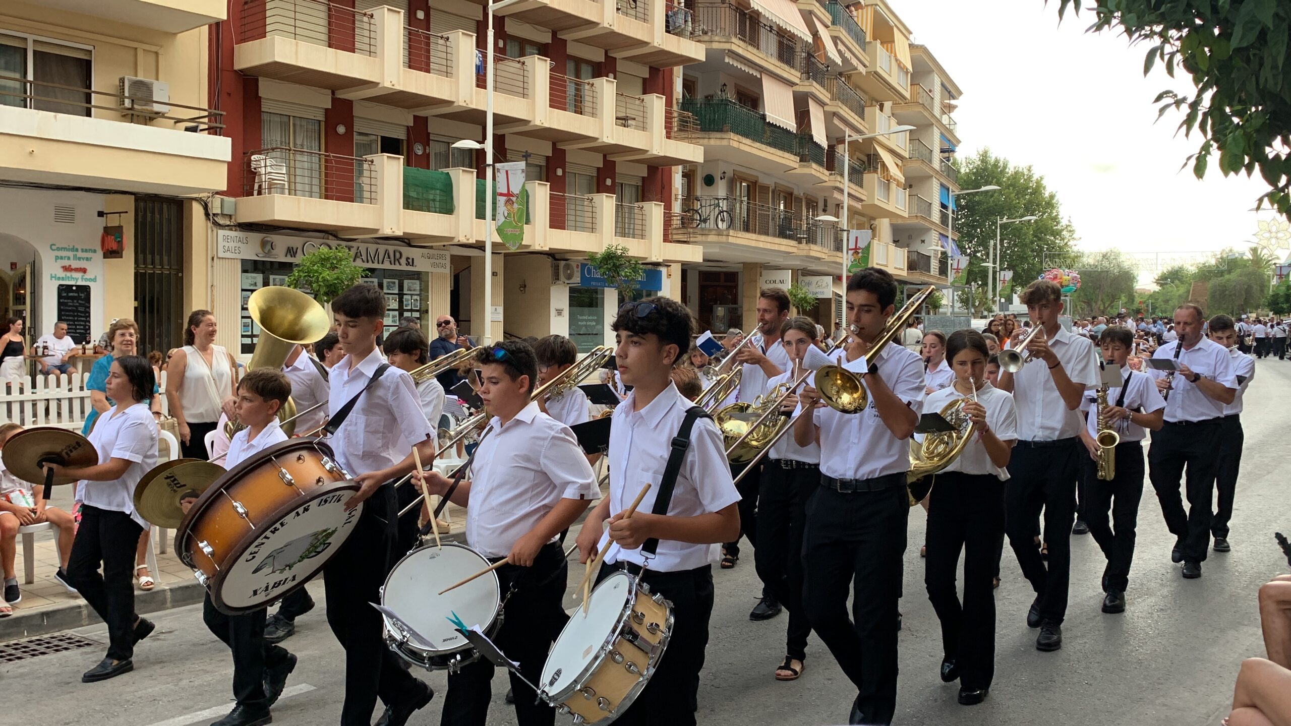 Entrada de bandas en los Moros i Cristians de Xàbia 2023 (3)