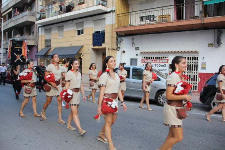 Filà Bandoleres en la ofrenda a Sant Jaume Moros i Cristians Xàbia 2023