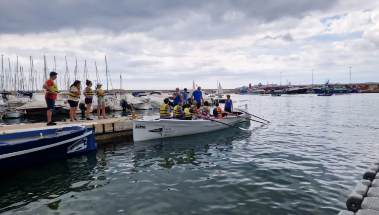 Practicar remo en Jávea