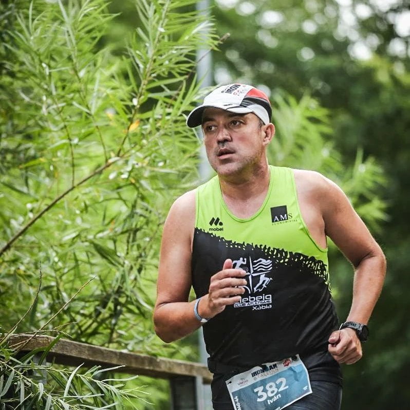 Iván Bisquert durante la carrera a pie