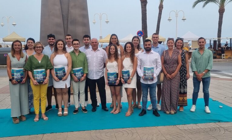 Mayorales y autoridades en la presentación del libro de fiestas de Loreto 2023