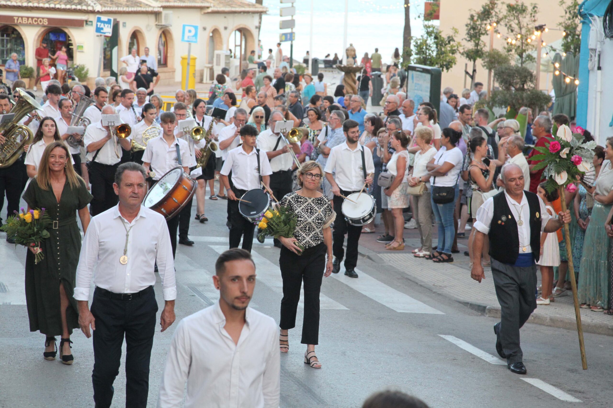 Ofrenda fiestas Mare de Déu Loreto 2023 (17)